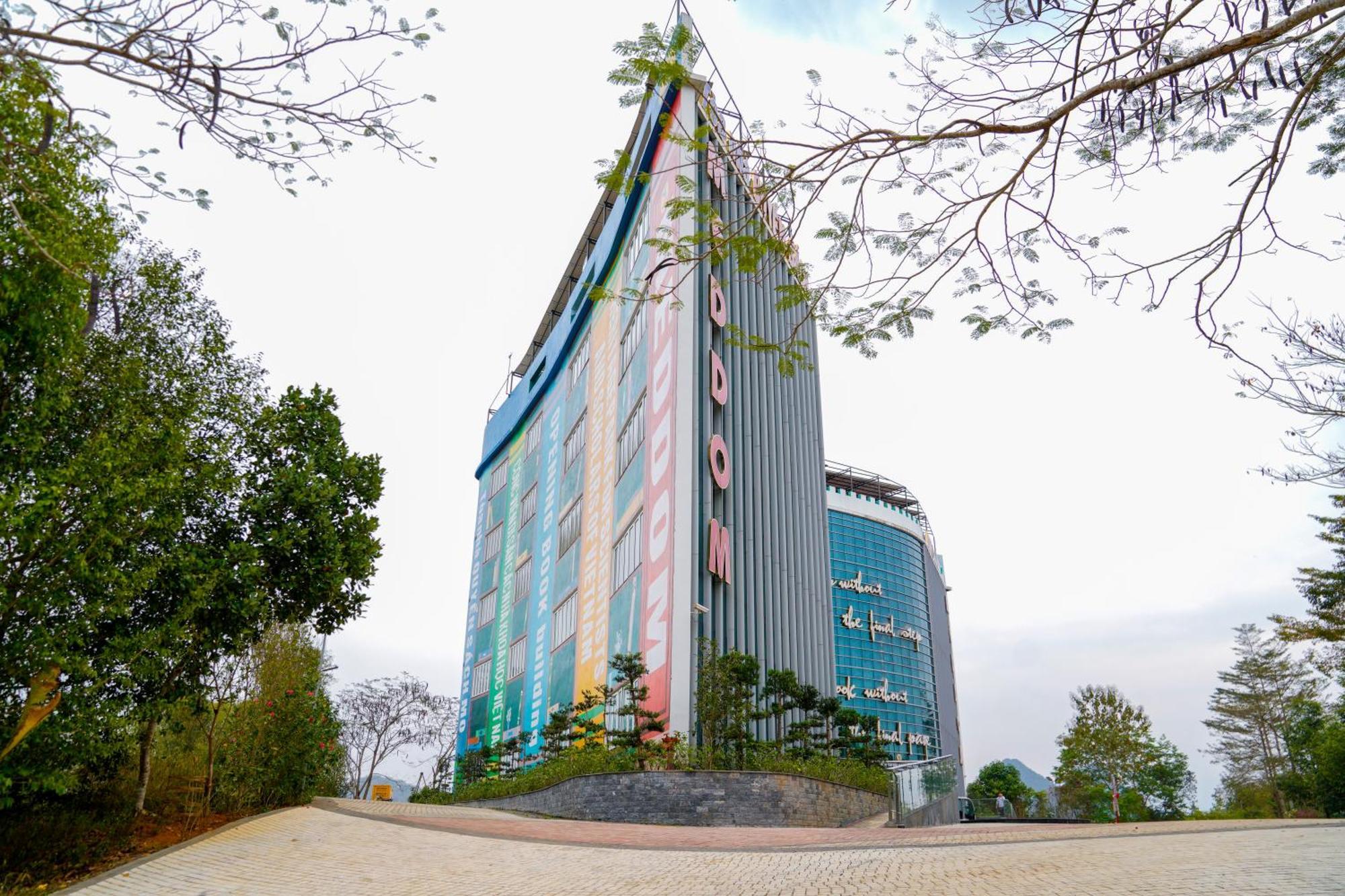 Meddom Park Otel Cao Phong Dış mekan fotoğraf