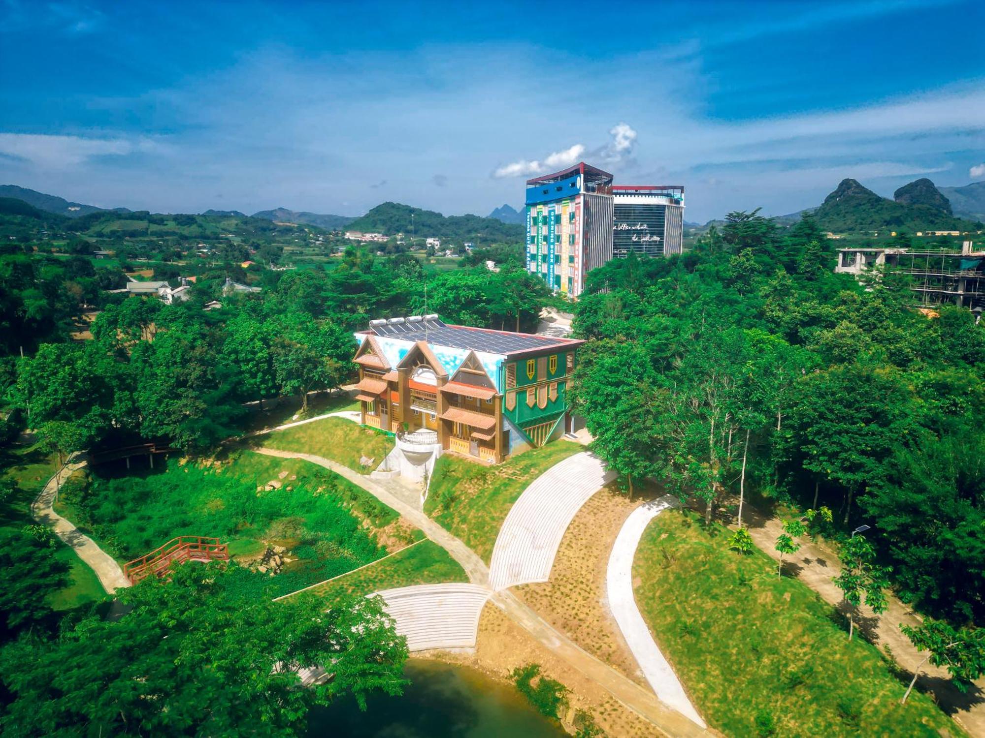 Meddom Park Otel Cao Phong Dış mekan fotoğraf