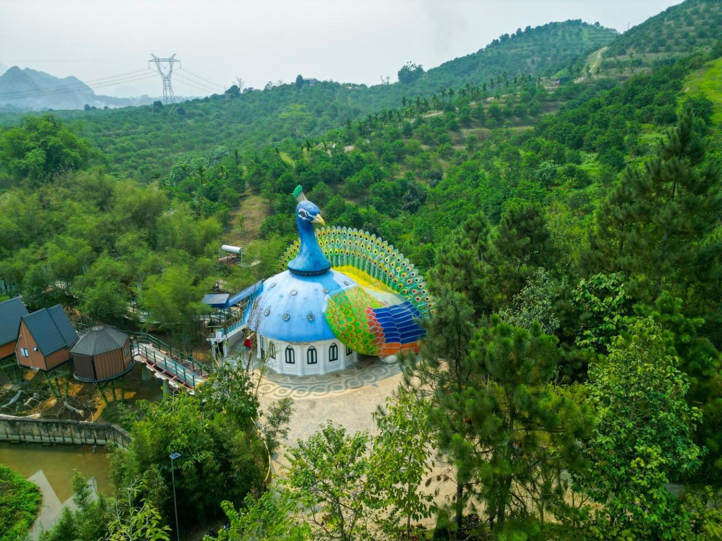 Meddom Park Otel Cao Phong Dış mekan fotoğraf